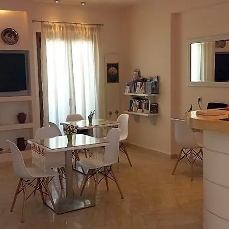 Hotel Margo Naxos City